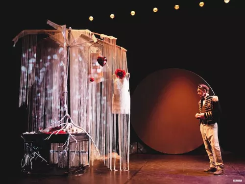 Atelier famille jeu théâtrale / Spectacle Lucienne Eden ou l’île perdue (CIE Théâtre les pieds dans l'eau)